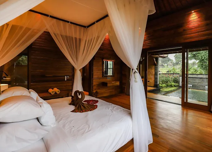 Villa Emerald - Precious Find In The